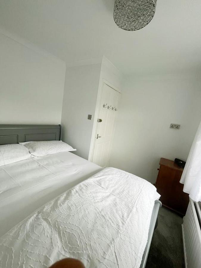 Blessings Of Peace Home Away From Home Кардифф Экстерьер фото