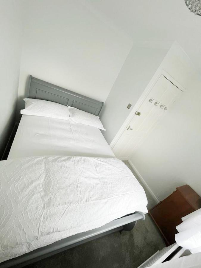 Blessings Of Peace Home Away From Home Кардифф Экстерьер фото