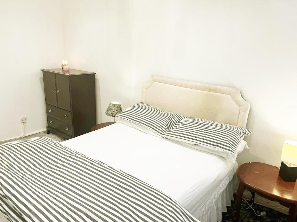 Blessings Of Peace Home Away From Home Кардифф Экстерьер фото